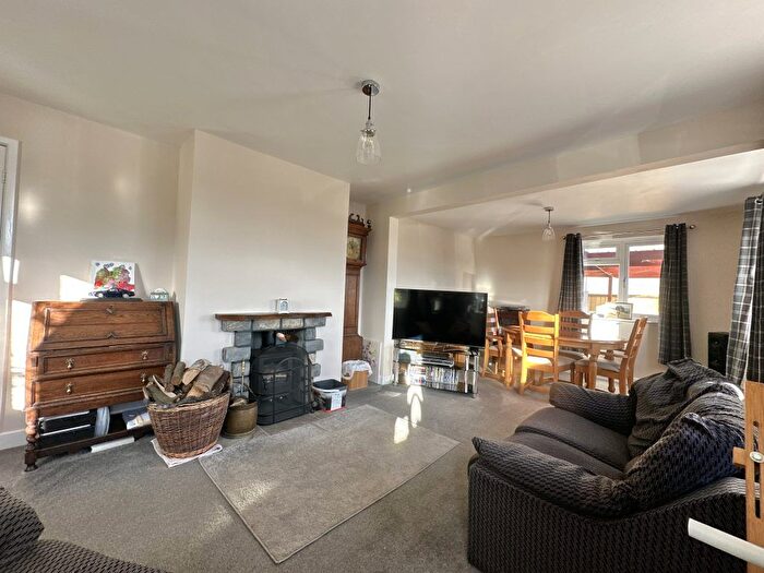 4 Bedroom Detached House For Sale In Primrose Lane, Yeovil, Somerset, BA21