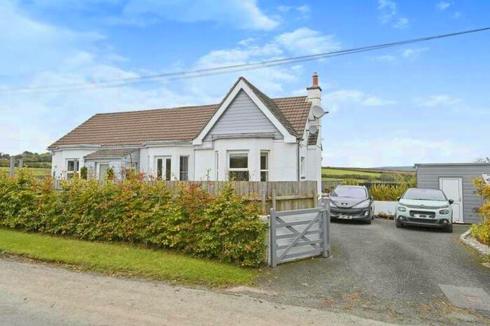 3 Bedroom Detached Bungalow For Sale In Liskeard, Cornwall, PL14