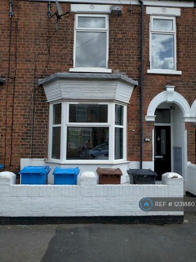 3 Bedroom Terraced House To Rent In Bacheler Street, Hull, HU3