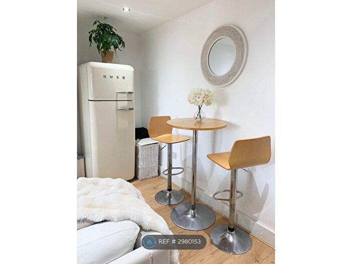 Studio To Rent In London Road, Croydon, CR0