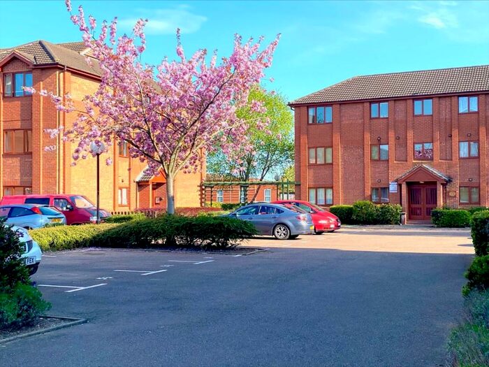 1 Bedroom Flat To Rent In Gillett Close, Nuneaton, Warwickshire, CV11