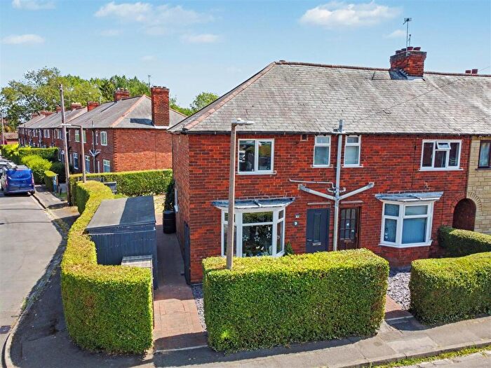 3 Bedroom End Of Terrace House For Sale In Charlton Grove, Beeston, NG9