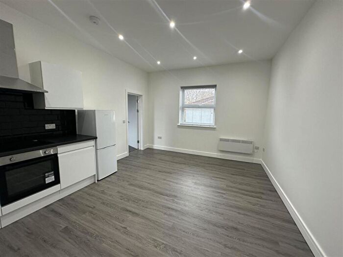 1 Bedroom Apartment To Rent In Shirley Road, Southampton, SO15