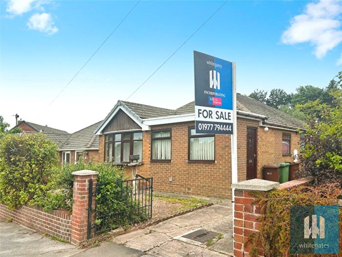 3 Bedroom Bungalow For Sale In Braemar Croft, South Hiendley, Barnsley, West Yorkshire, S72
