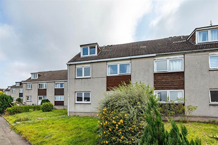 3 Bedroom Flat For Sale In Grieve Avenue, Jedburgh, TD8