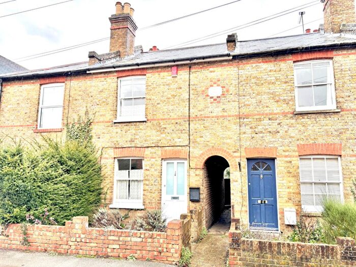 3 Bedroom Terraced House For Sale In Stoneylands Road, Egham, Surrey, TW20
