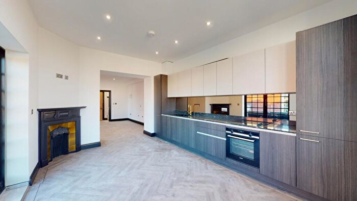 2 Bedroom Flat To Rent In Dyke Road, Brighton, BN1