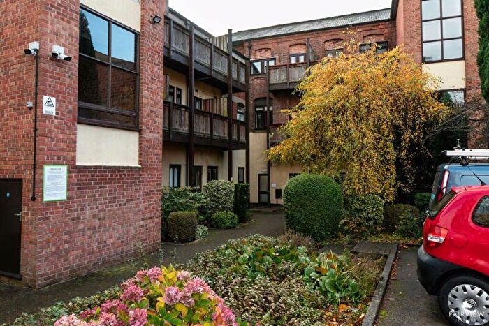 1 Bedroom Flat To Rent In Leen Court, Nottingham, NG7