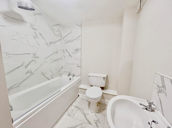 2 Bedroom Terraced House To Rent In Weirfield House, Larkbeare Road, EX2