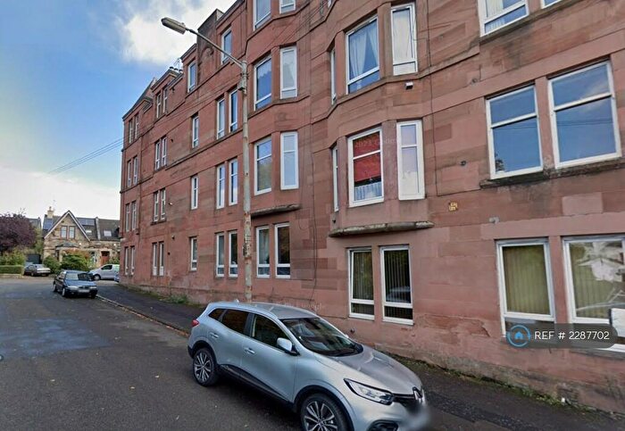 1 Bedroom Flat To Rent In Mannering Court, Glasgow, G41