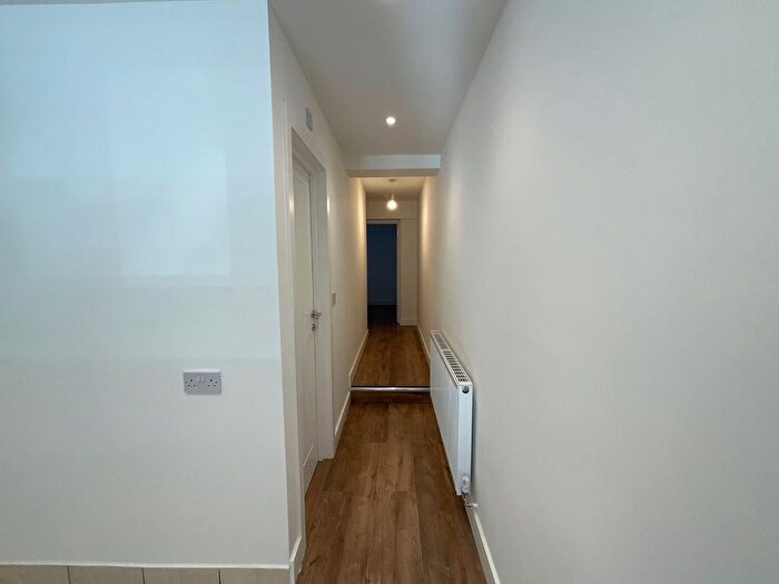 2 Bedroom Flat To Rent In Bell Hill Road, St George, Bristol, BS5
