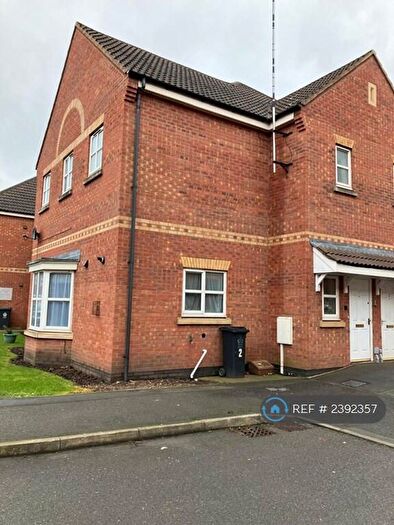 2 Bedroom End Of Terrace House To Rent In Englewood Close, Leicester, LE4