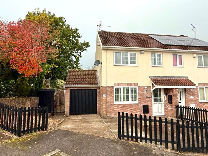 3 Bedroom Semi-Detached House For Sale In Mill Heath, Bettws, Newport, NP20