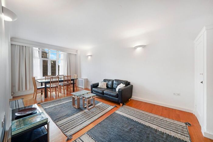 2 Bedroom Flat To Rent In Grove End Gardens, Grove End Road, NW8