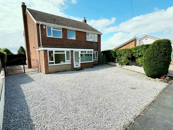 4 Bedroom Detached House To Rent In Morwick Grove, Scholes, Leeds, West Yorkshire., LS15