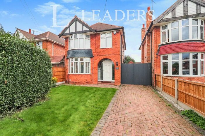 3 Bedroom Detached House To Rent In Maplestead Avenue, Wilford, Nottingham, NG11