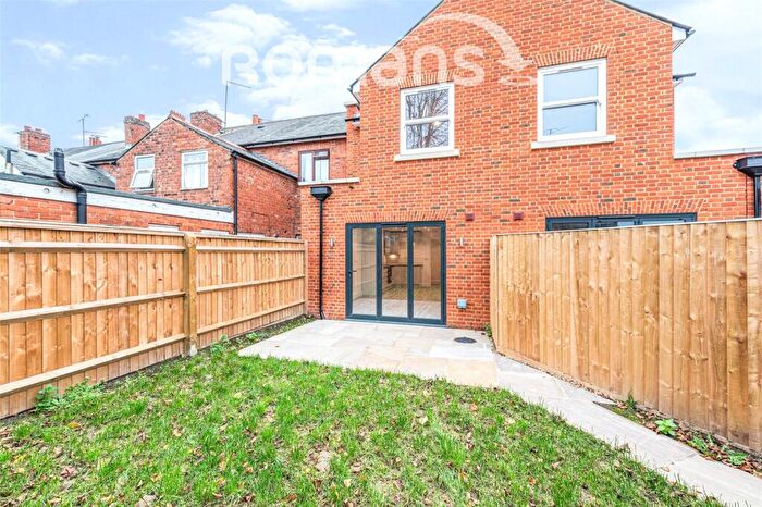 2 Bedroom Terraced House To Rent In North Street, Caversham, Reading, RG4