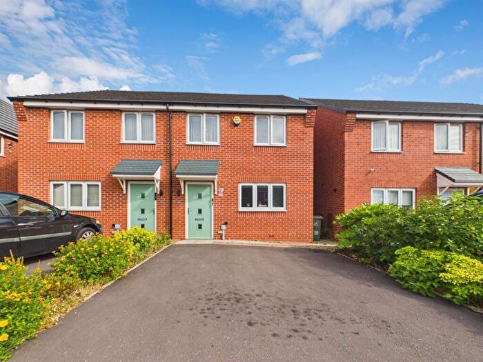 3 Bedroom Terraced House For Sale In Ashorne Close, Coventry, CV2