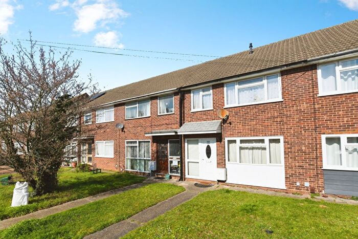 3 Bedroom Terraced House For Sale In Lower Anchor Street, Chelmsford, Essex, CM2