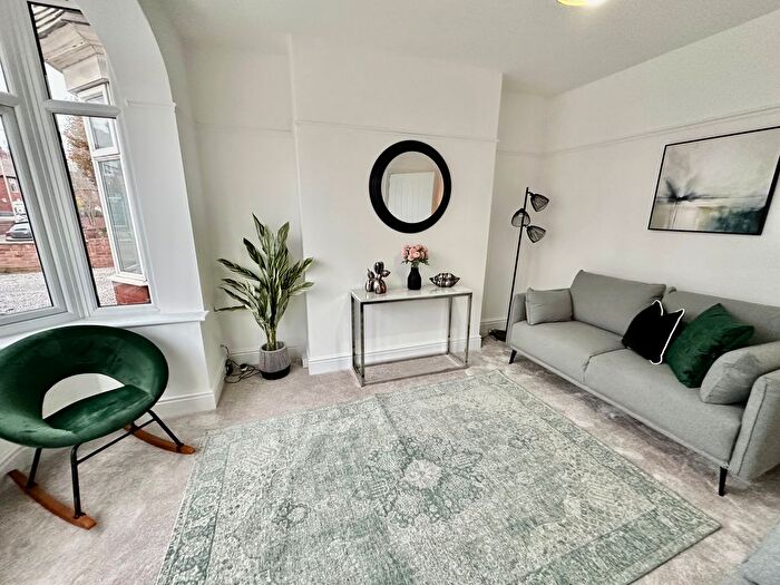 3 Bedroom Semi-Detached House For Sale In Zetland Road, Doncaster, DN2