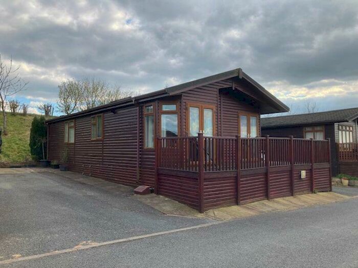 2 Bedroom Park Home For Sale In Todber Valley Holiday Park, Gisburn, Clitheroe, BB7