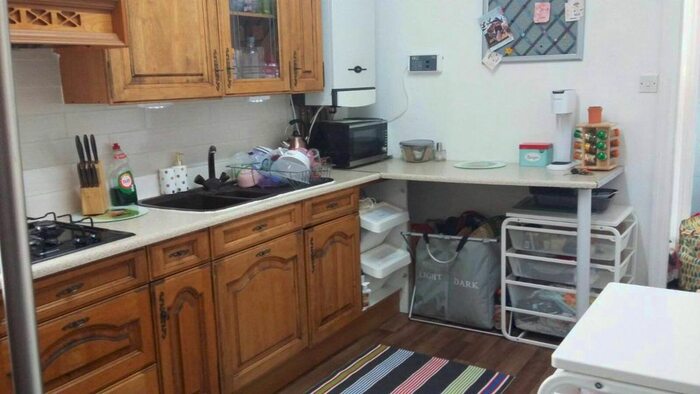 2 Bedroom Flat To Rent In Deepdale Road, Preston, Lancashire, PR1