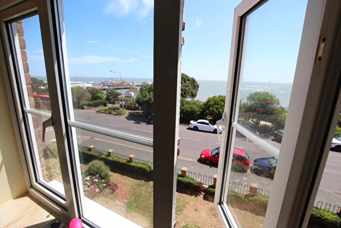 2 Bedroom Flat For Sale In Westcliff Court, Edith Road, Clacton On Sea, CO15