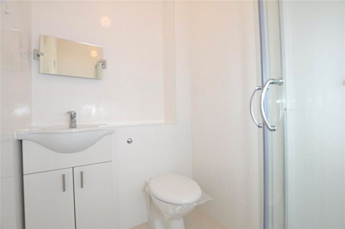 2 Bedroom Apartment To Rent In Boxgrove Court, London Road, Guildford, Surrey, GU1
