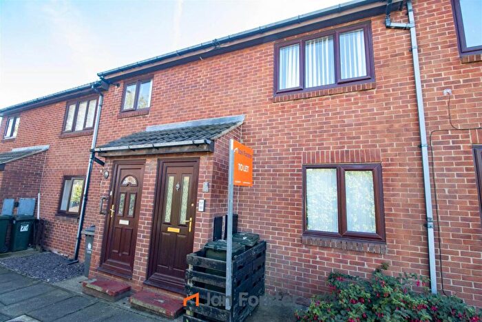 2 Bedroom Flat To Rent In Appleby Court, North Shields, NE29