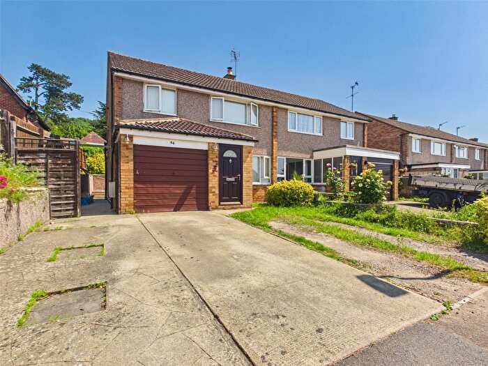 3 Bedroom Semi Detached House For Sale In Larchwood Drive, Tuffley, Gloucester, GL4
