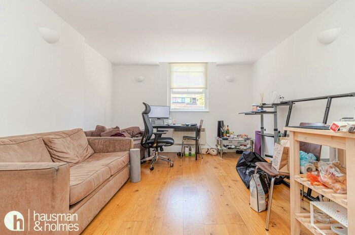 1 Bedroom Flat To Rent In Golders Green Road, Golders Green, NW11
