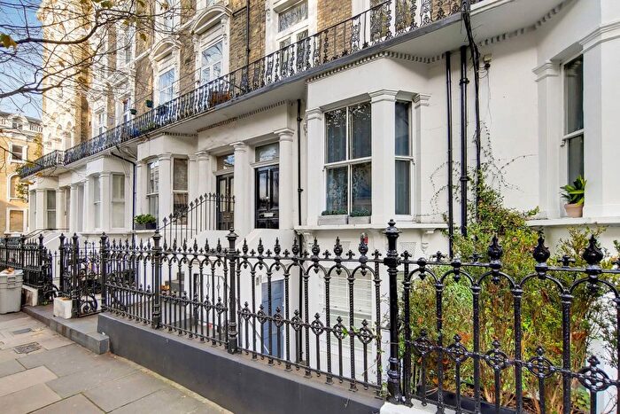1 Bedroom Flat To Rent In Finborough Road, London, SW10