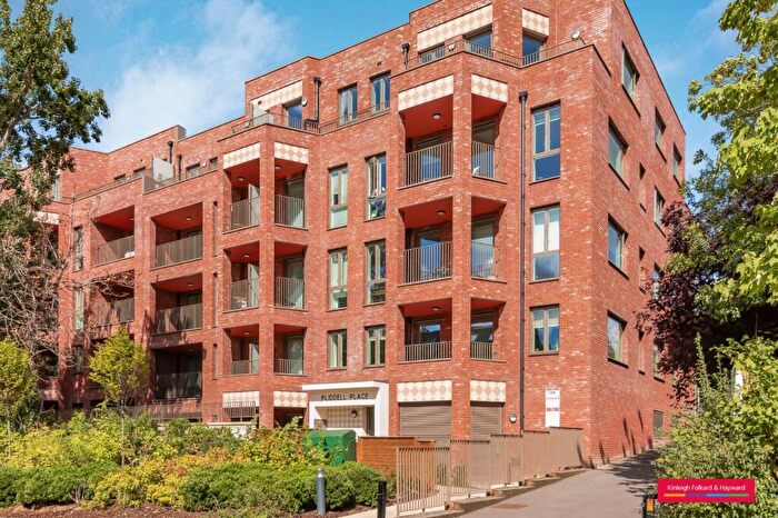 2 Bedroom Flat To Rent In The Clay Yard, - Liddell Road, NW6