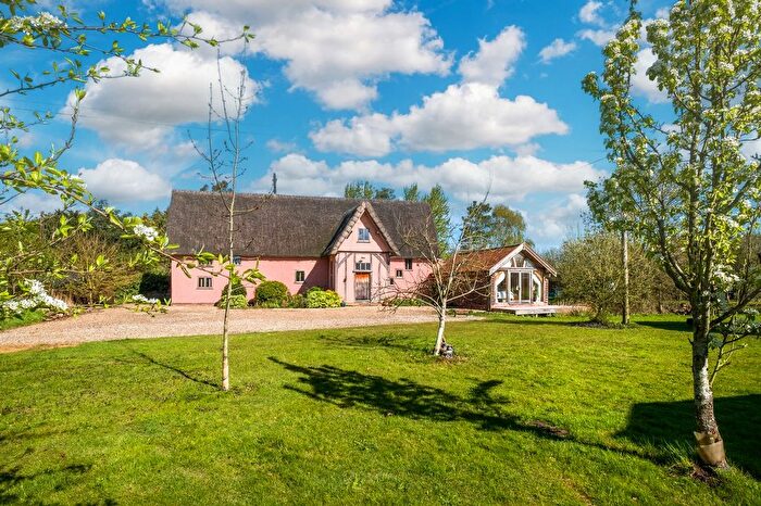 4 Bedroom Barn Conversion For Sale In Denham, Eye, IP21