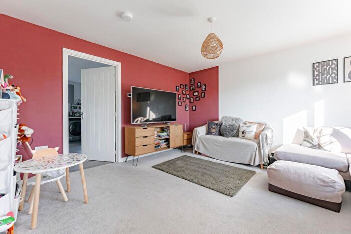 3 Bedroom End Of Terrace House For Sale In Caddow Close, Dereham, NR19