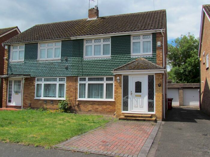 3 Bedroom Semi-Detached House To Rent In Winchester Close, Colnbrook, SL3