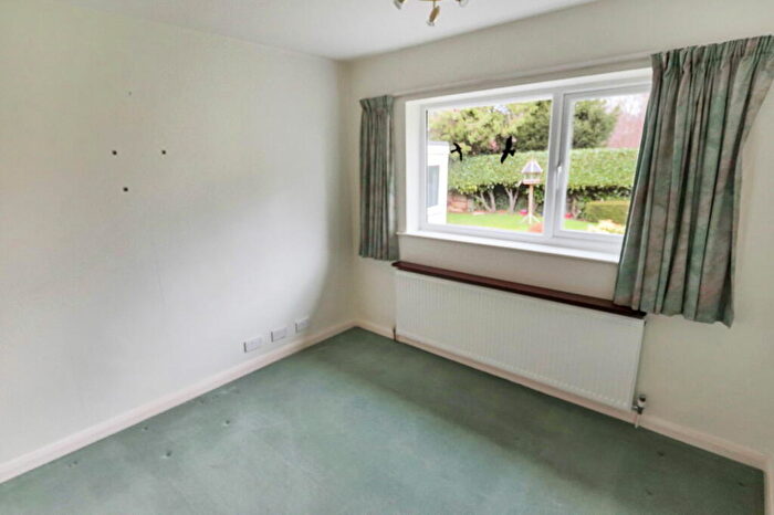 2 Bedroom Semi-Detached Bungalow For Sale In Wattendon Road, Kenley, CR8