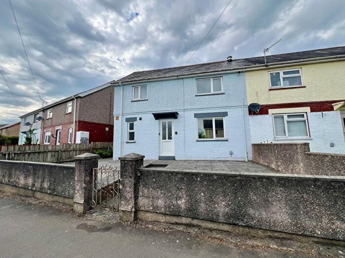 3 Bedroom Property To Rent In Pentrefelin Street, Carmarthen, Carmarthenshire, SA31