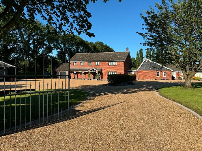 7 Bedroom Detached House For Sale In Doe Lane, Banham, NR16