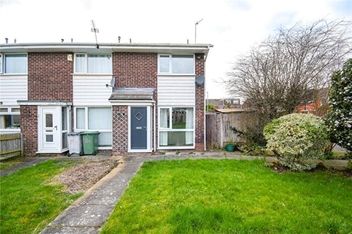 2 Bedroom Semi-Detached House For Sale In Thornley Road, Saughall Massie, Wirral, CH46