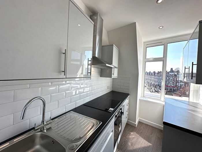 1 Bedroom Flat To Rent In Muswell Hill Broadway, London, N10