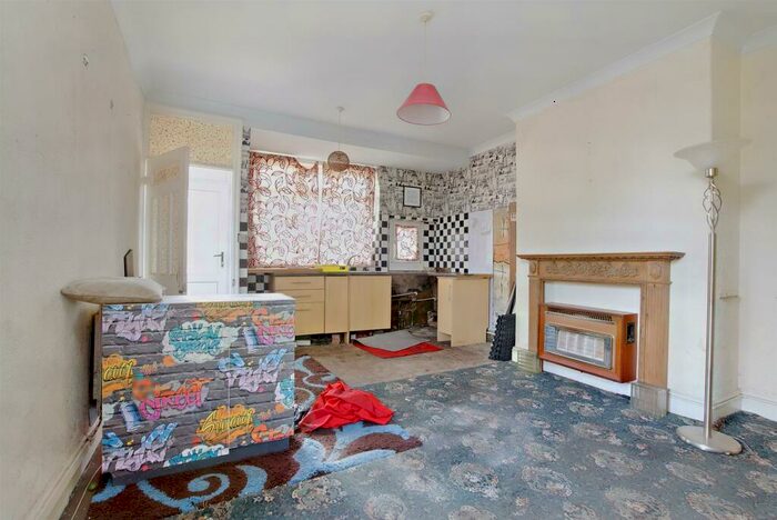 3 Bedroom End Of Terrace House For Sale In Clover Hill Road, Nelson, BB9
