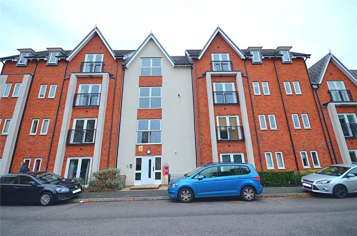 2 Bedroom Apartment To Rent In Houseman Crescent, West Didsbury, Manchester, M20