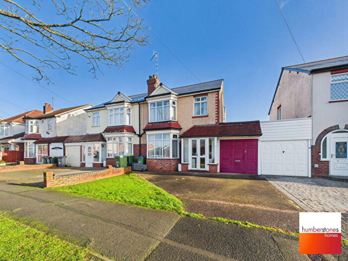 3 Bedroom Semi Detached House For Sale In Albert Road, Oldbury, B68