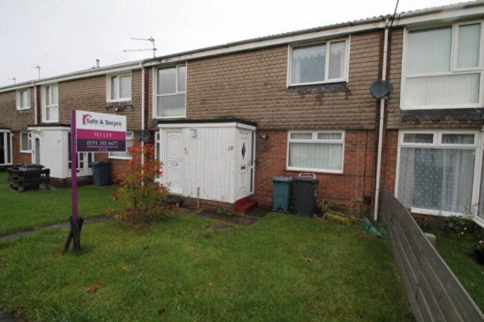 2 Bedroom Flat To Rent In Leicester Way, Jarrow, Tyne And Wear, NE32