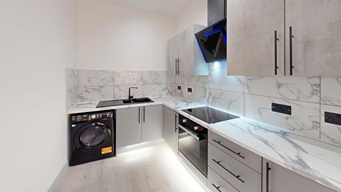 1 Bedroom Flat To Rent In Claughton Street, St Helens, WA10