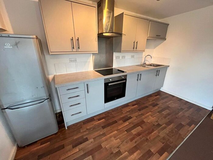 2 Bedroom Flat To Rent In Duke Street, Salford, M7