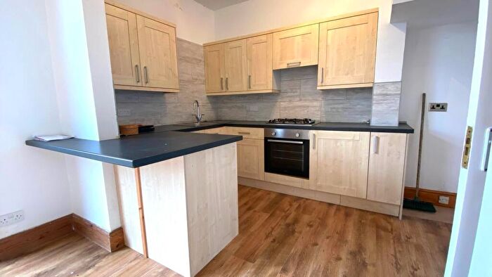 3 Bedroom Terraced House To Rent In Baffins Road, Portsmouth, PO3