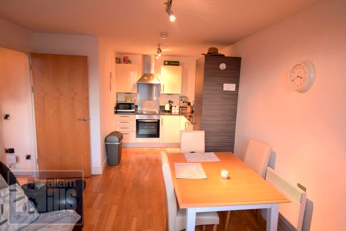 1 Bedroom Flat To Rent In North Bank, Sheffield, South Yorkshire, S3