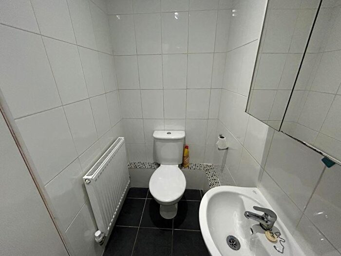 1 Bedroom Flat To Rent In Watt Close, Bromsgrove, B61